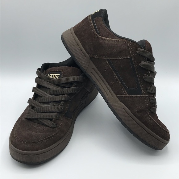 vans churchill mens trainers